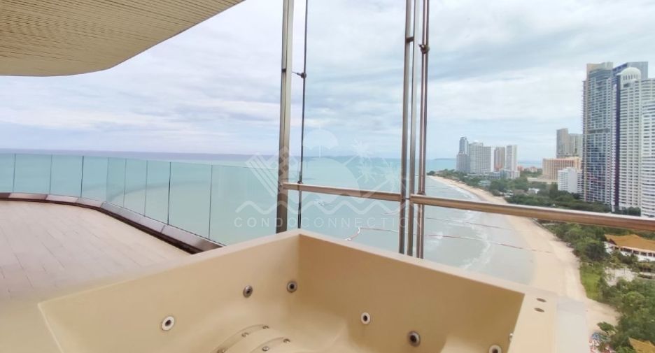 For sale 4 bedrooms condo in Bang Lamung, Chonburi