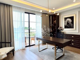 Casa en venta de 4 habitaciones en Bang Lamung, Chonburi