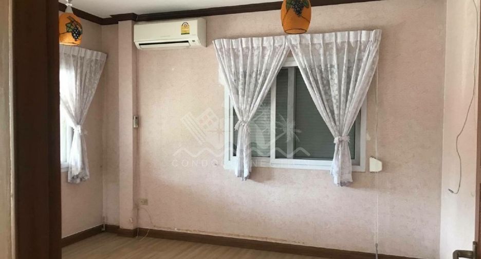 出售 4 卧室 独立屋 在 Bang Lamung, Chon Buri