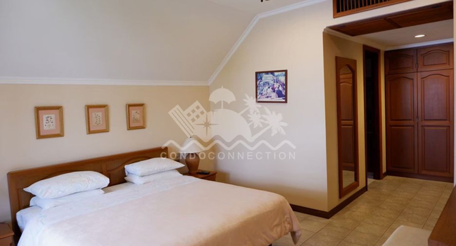 À vendre 4 chambres maison à Bang Lamung, Chonburi