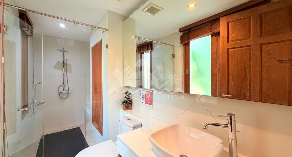 Casa en venta de 5 habitaciones en Bang Lamung, Chonburi