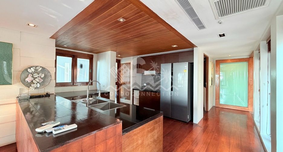 Casa en venta de 5 habitaciones en Bang Lamung, Chonburi
