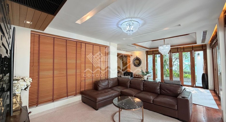 Casa en venta de 5 habitaciones en Bang Lamung, Chonburi