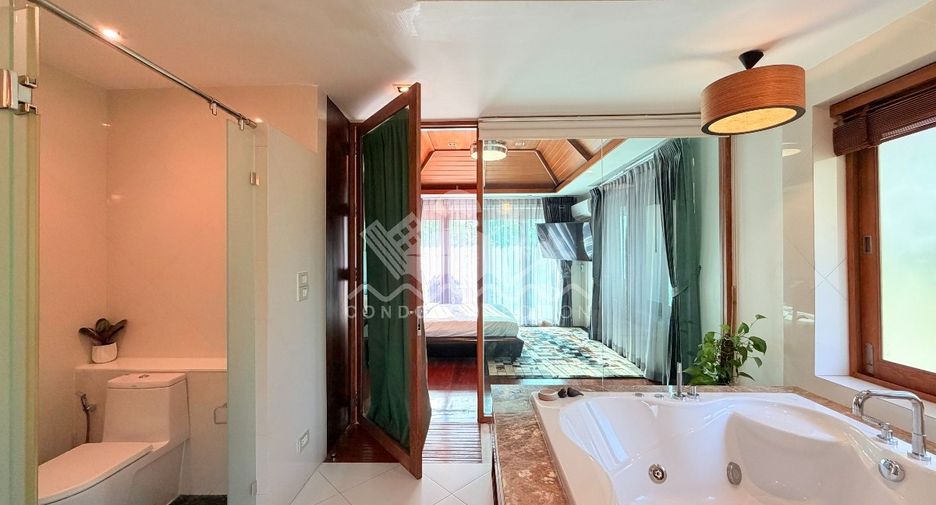 Casa en venta de 5 habitaciones en Bang Lamung, Chonburi