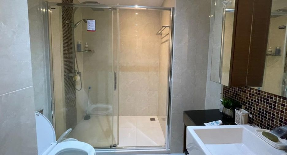 À vendre 2 chambres condo à Bang Lamung, Chonburi