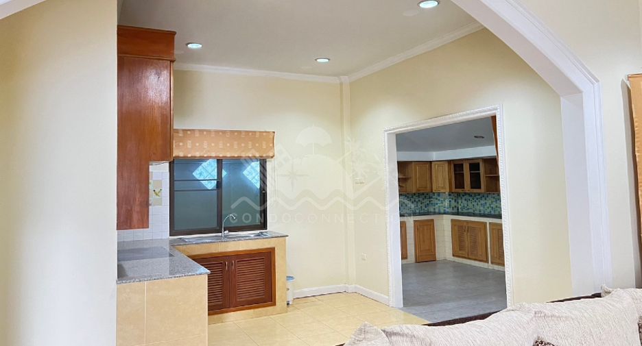 For sale 3 bedrooms house in Bang Lamung, Chonburi