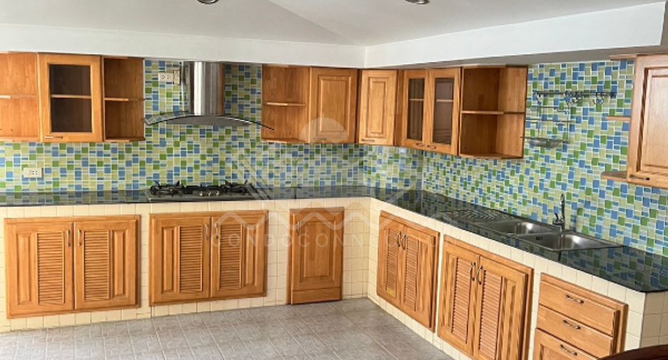 For sale 3 bedrooms house in Bang Lamung, Chonburi