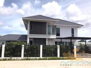 À vendre et à louer 4 chambres maison à Bang Lamung, Chonburi
