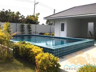À vendre et à louer 4 chambres maison à Bang Lamung, Chonburi