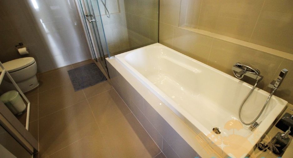 For rent and for sale 1 bed condo in Bang Lamung, Chonburi