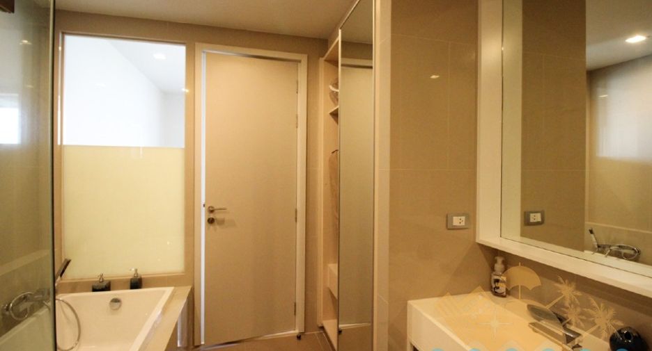 For rent and for sale 1 bed condo in Bang Lamung, Chonburi