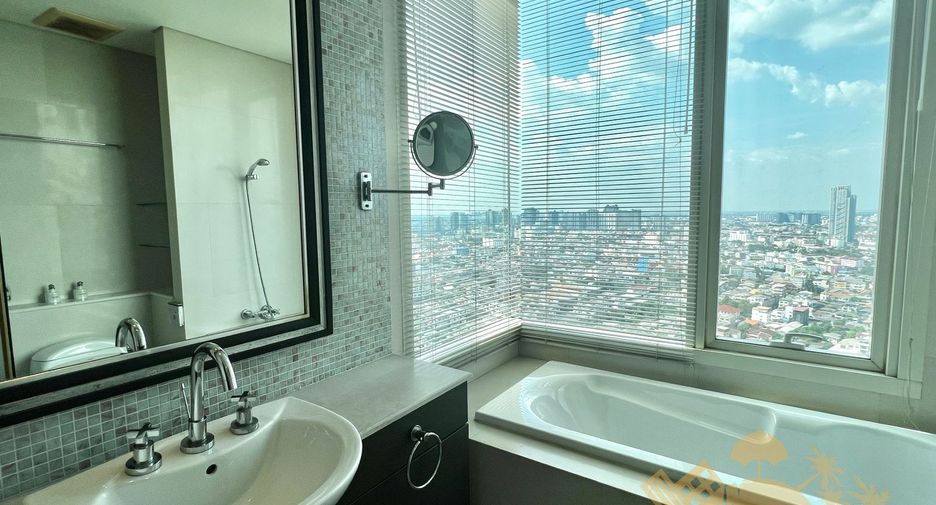 For sale and for rent 3 bedrooms condo in Bang Kho Laem, Bangkok