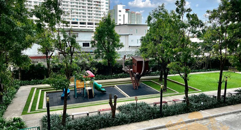 For sale and for rent 3 bedrooms condo in Bang Kho Laem, Bangkok
