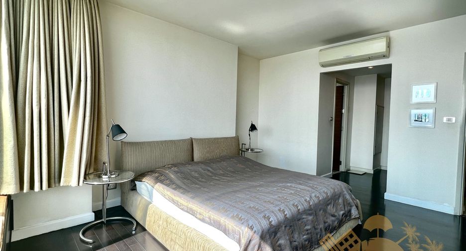 For sale and for rent 3 bedrooms condo in Bang Kho Laem, Bangkok