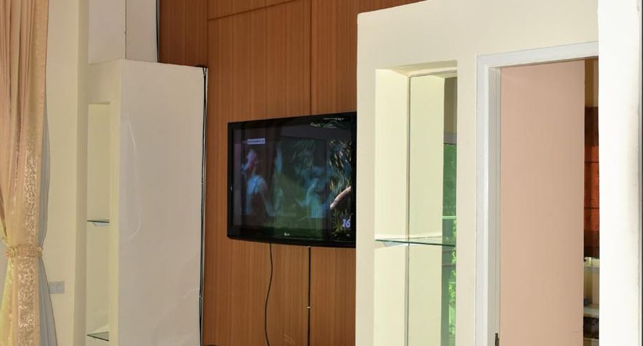 For sale 6 ベッドルーム house in Bang Lamung, Chonburi