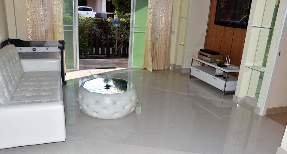 For sale 6 ベッドルーム house in Bang Lamung, Chonburi