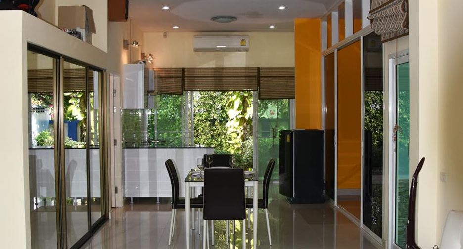 For sale 6 ベッドルーム house in Bang Lamung, Chonburi