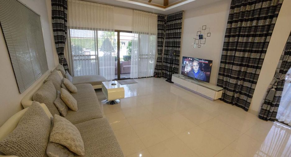 Haus zum Kauf mit 3 Zimmer in Bang Lamung, Chonburi