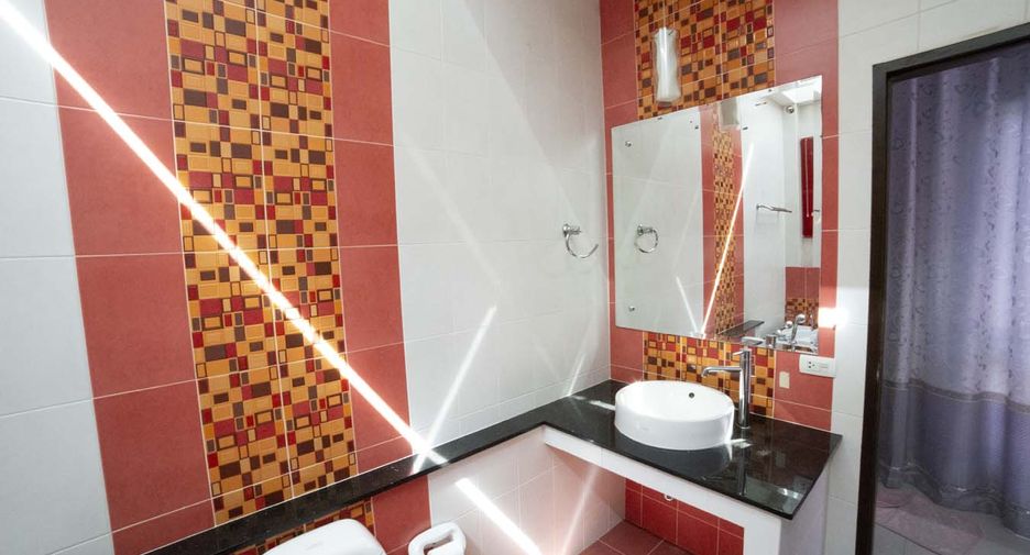 Haus zum Kauf mit 3 Zimmer in Bang Lamung, Chonburi