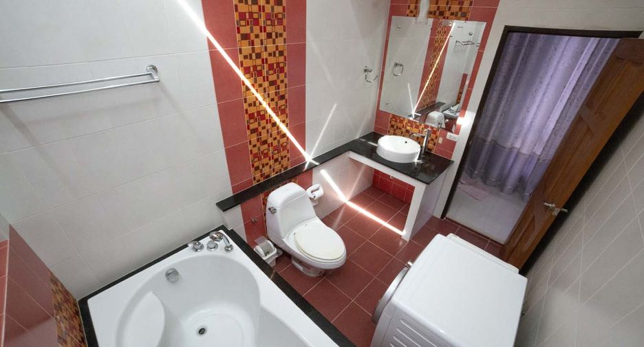 Haus zum Kauf mit 3 Zimmer in Bang Lamung, Chonburi