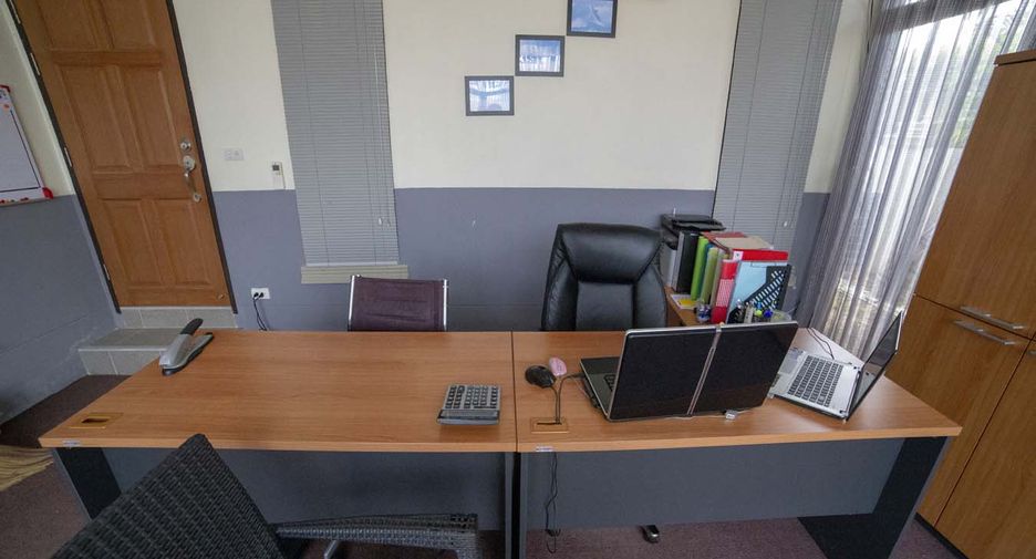 Haus zum Kauf mit 3 Zimmer in Bang Lamung, Chonburi