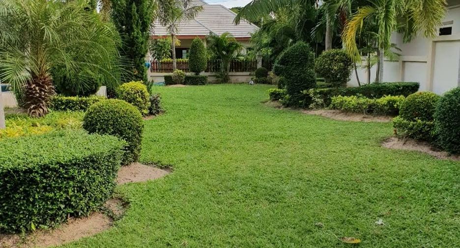 Casa en venta de 4 habitaciones en Bang Lamung, Chonburi