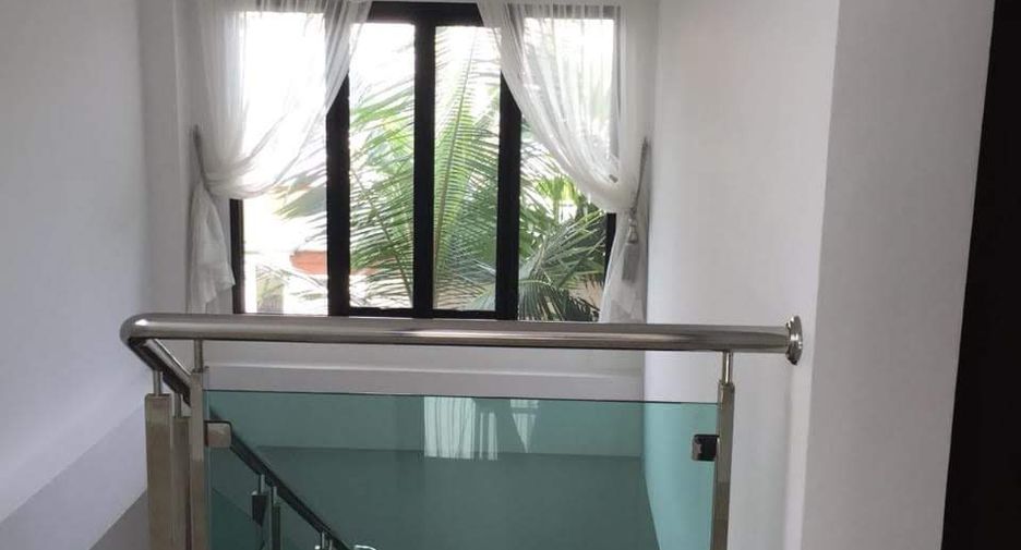 Casa en venta de 4 habitaciones en Bang Lamung, Chonburi