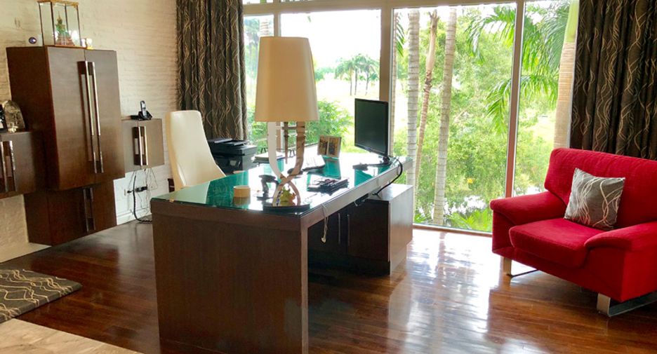À vendre 5 chambres maison à Bang Lamung, Chonburi