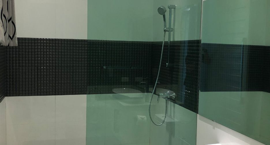 À vendre 5 chambres maison à Bang Lamung, Chonburi