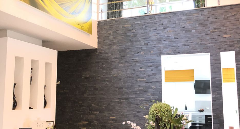 À vendre 5 chambres maison à Bang Lamung, Chonburi