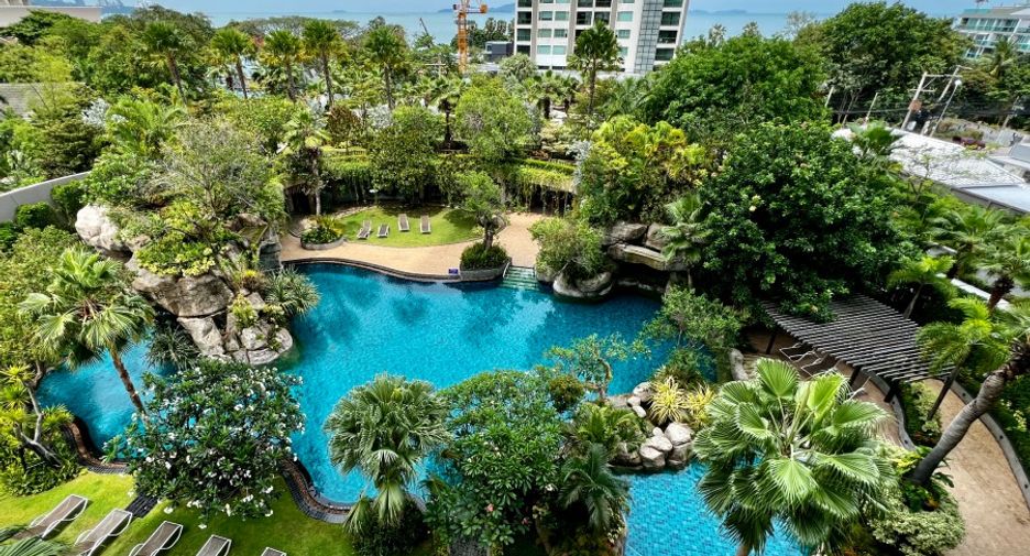 For sale 1 bed condo in Bang Lamung, Chonburi