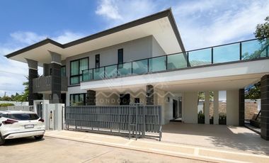 For sale 4 bedrooms house in Bang Lamung, Chonburi