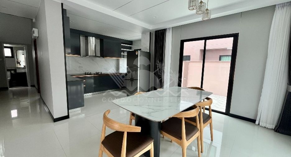 出租 4 卧室 独立屋 在 Bang Lamung, Chon Buri