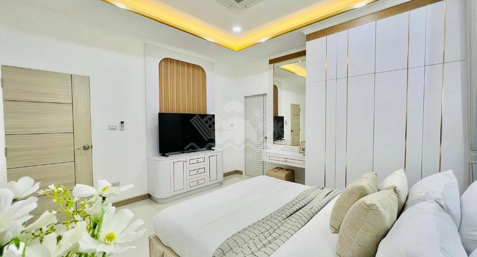Casa en venta de 5 habitaciones en Bang Lamung, Chonburi