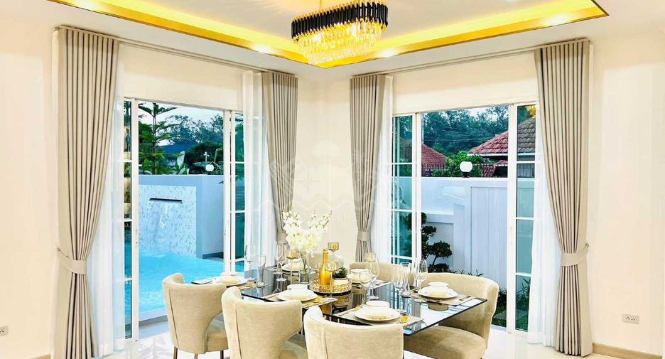 Casa en venta de 5 habitaciones en Bang Lamung, Chonburi