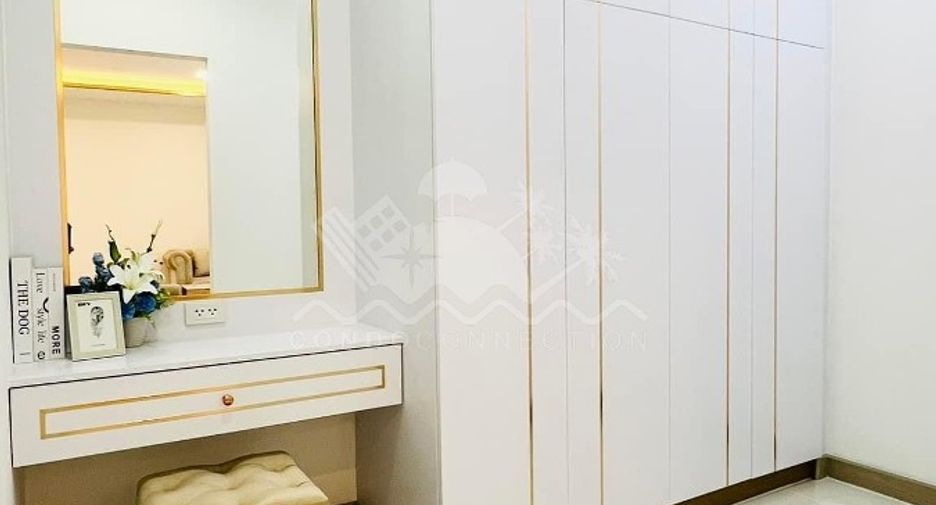 Casa en venta de 5 habitaciones en Bang Lamung, Chonburi