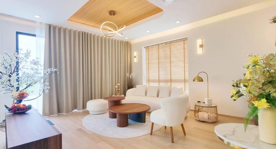 Haus zum Kauf mit 5 Zimmer in Bang Lamung, Chonburi