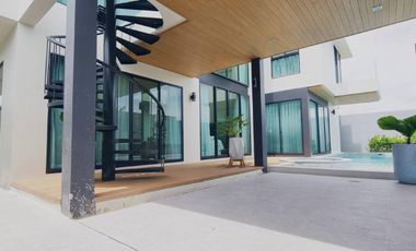 Haus zum Kauf mit 5 Zimmer in Bang Lamung, Chonburi