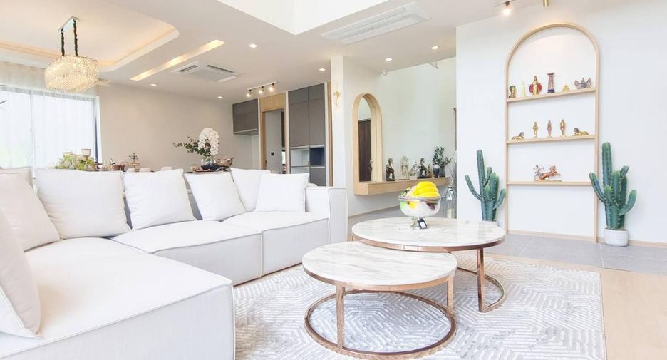Haus zum Kauf mit 5 Zimmer in Bang Lamung, Chonburi