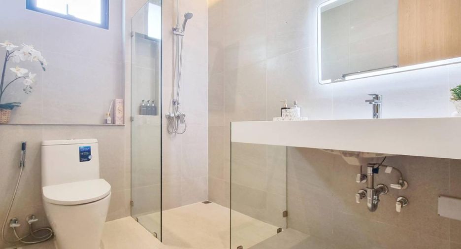Haus zum Kauf mit 5 Zimmer in Bang Lamung, Chonburi