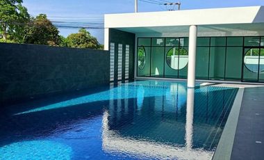 Reihenhaus zur Miete mit 2 Zimmer in Bang Lamung, Chonburi