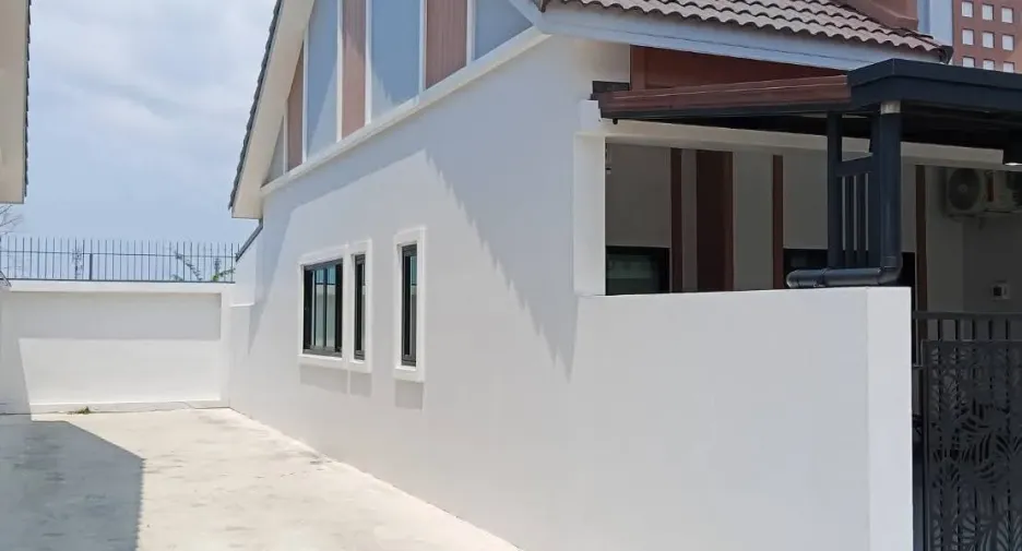 出租 2 卧室 联排别墅 在 Bang Lamung, Chon Buri