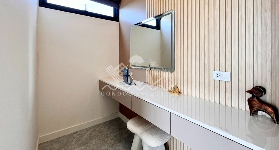 À vendre 5 chambres maison à Bang Lamung, Chonburi