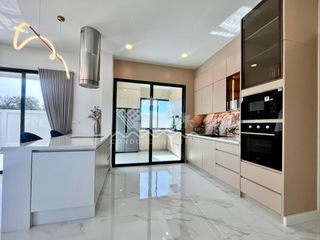 出售 5 卧室 独立屋 在 Bang Lamung, Chon Buri