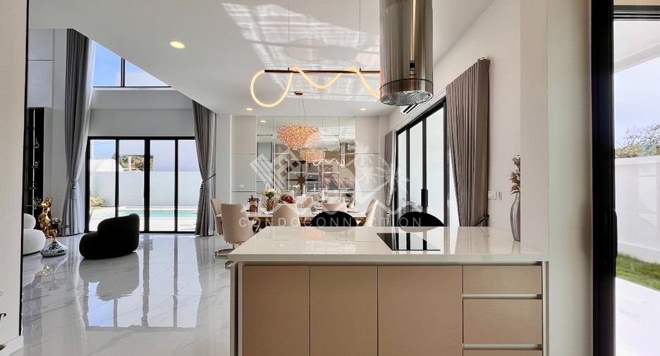 À vendre 5 chambres maison à Bang Lamung, Chonburi
