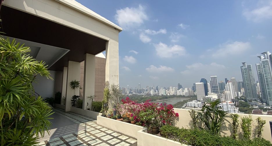 出售 3 卧室 公寓 在 Khlong Toei, 曼谷