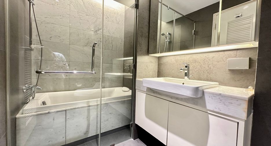 À vendre 1 chambre condo à Watthana, Bangkok