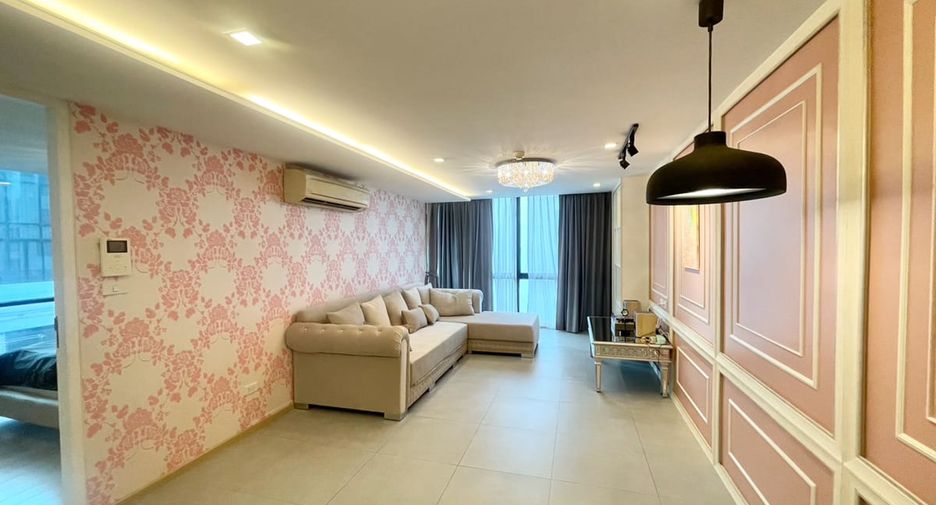 For sale 1 bed condo in Khlong Toei, Bangkok