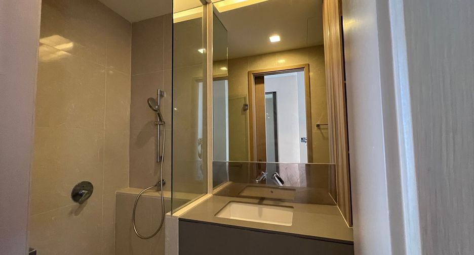 For sale 1 bed condo in Watthana, Bangkok