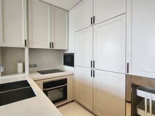 For sale 3 bedrooms condo in Khlong Toei, Bangkok